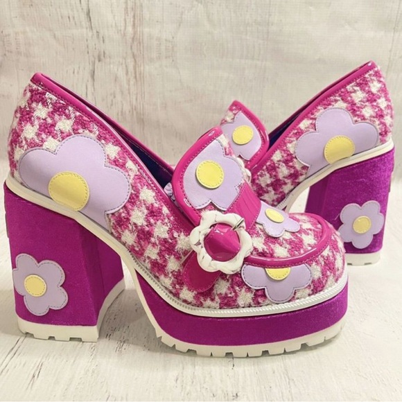 Pink and Yellow Decorative Shoe with Flower Appliqué - Picture 9 of 15